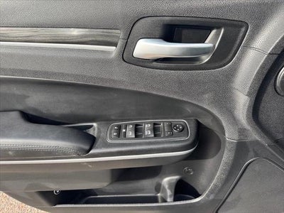 2019 Chrysler 300 Touring