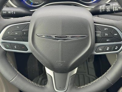 2023 Chrysler Pacifica Hybrid Touring L