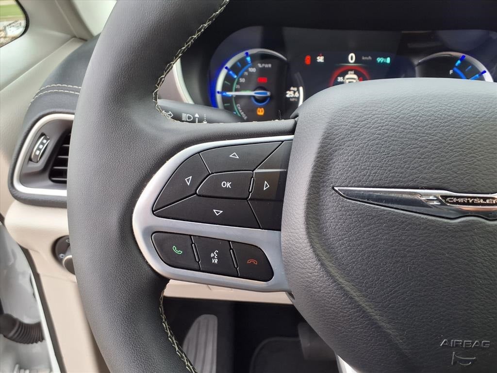 2024 Chrysler Pacifica Hybrid Select