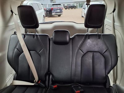 2024 Chrysler Pacifica Hybrid Select