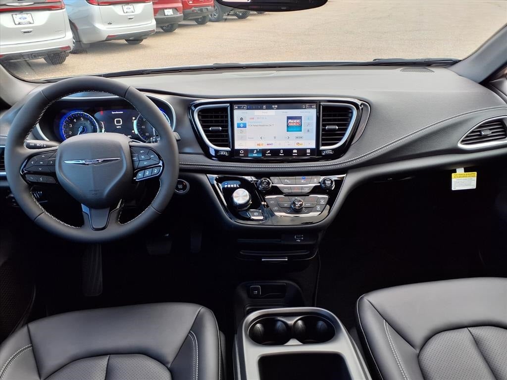 2026 Chrysler Pacifica PACIFICA SELECT AWD