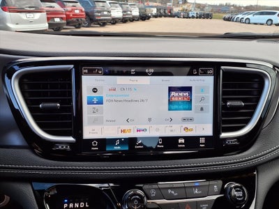 2026 Chrysler Pacifica PACIFICA SELECT AWD