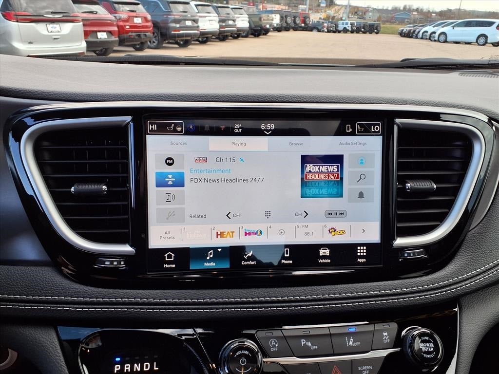 2026 Chrysler Pacifica PACIFICA SELECT AWD