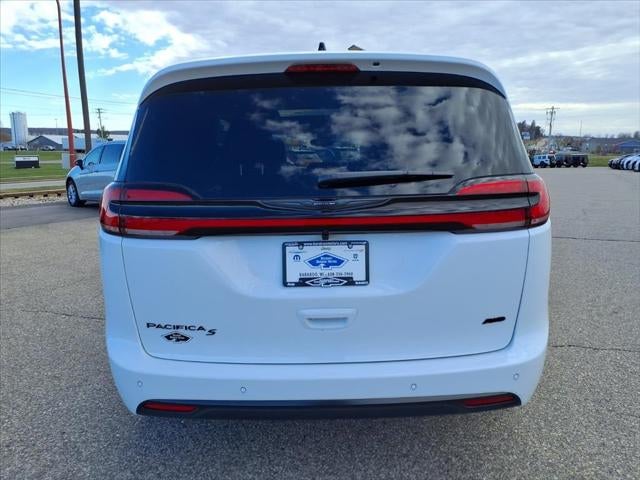 2026 Chrysler Pacifica PACIFICA SELECT AWD