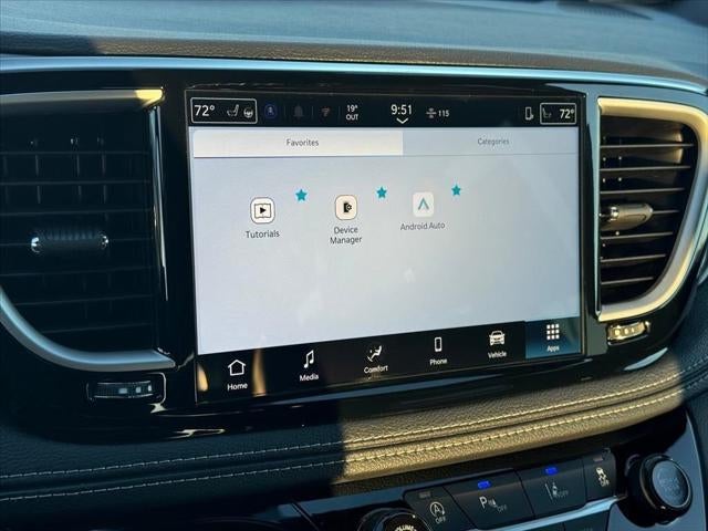 2026 Chrysler Pacifica PACIFICA SELECT AWD