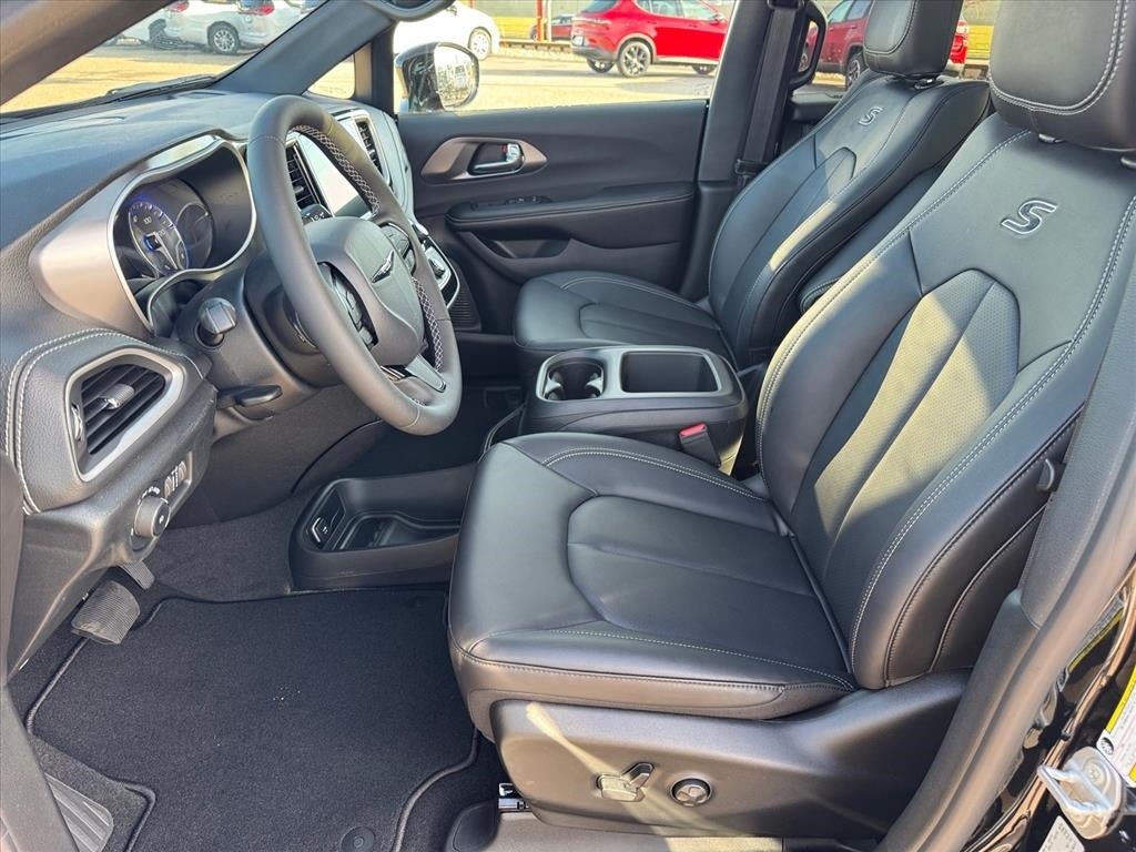 2026 Chrysler Pacifica PACIFICA SELECT AWD