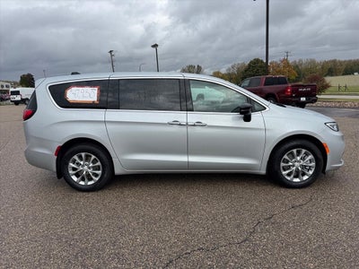 2026 Chrysler Pacifica PACIFICA SELECT AWD