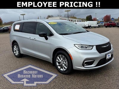 2026 Chrysler Pacifica PACIFICA SELECT AWD