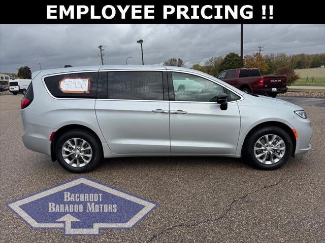 2026 Chrysler Pacifica PACIFICA SELECT AWD