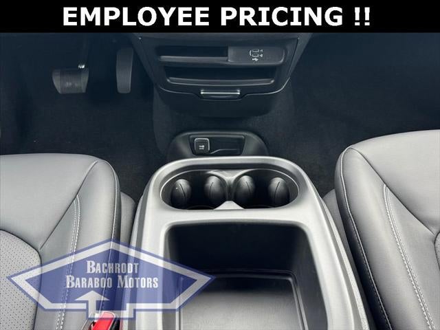 2026 Chrysler Pacifica PACIFICA SELECT AWD