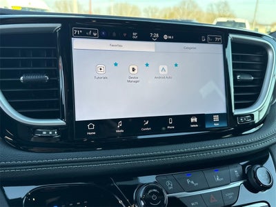 2026 Chrysler Pacifica PACIFICA SELECT AWD