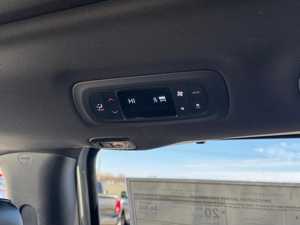 2026 Chrysler Pacifica PACIFICA LIMITED AWD