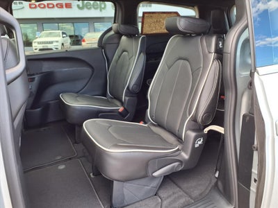 2026 Chrysler Pacifica PACIFICA LIMITED AWD