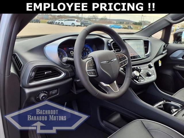 2026 Chrysler Pacifica PACIFICA LIMITED AWD