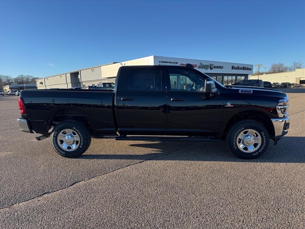 2026 RAM Ram 3500 RAM 3500 TRADESMAN CREW CAB 4X4 6'4' BOX