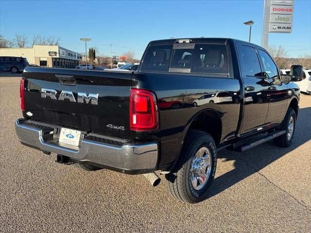2026 RAM Ram 3500 RAM 3500 TRADESMAN CREW CAB 4X4 6'4' BOX