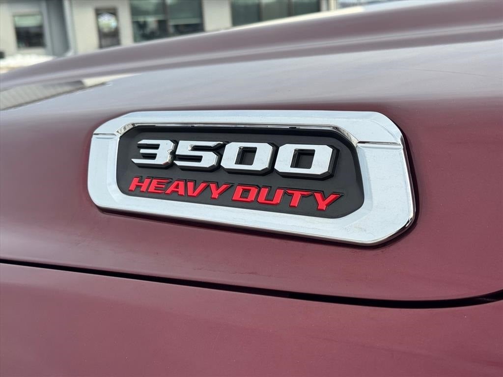 2024 RAM 3500 Big Horn Crew Cab 4x4 8' Box