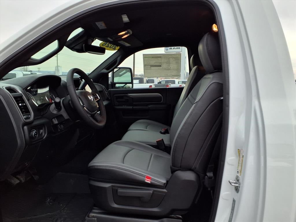 2026 RAM Ram 2500 RAM 2500 TRADESMAN REGULAR CAB 4X4 8' BOX