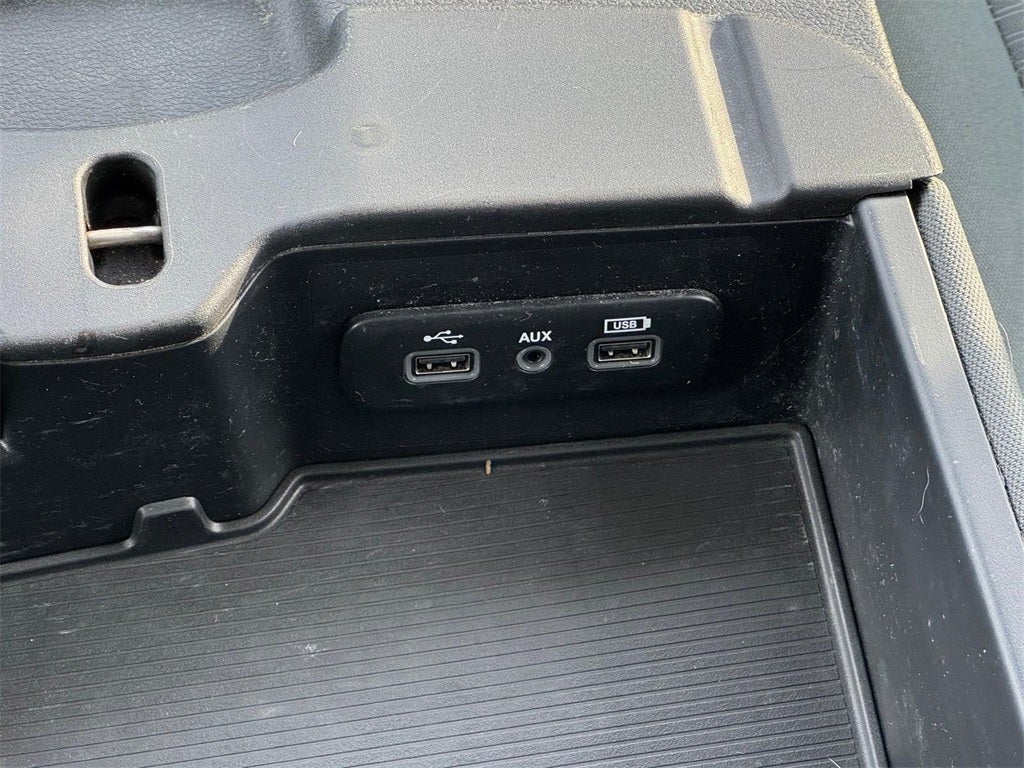 2018 RAM 2500 Tradesman Crew Cab 4x4 6'4' Box