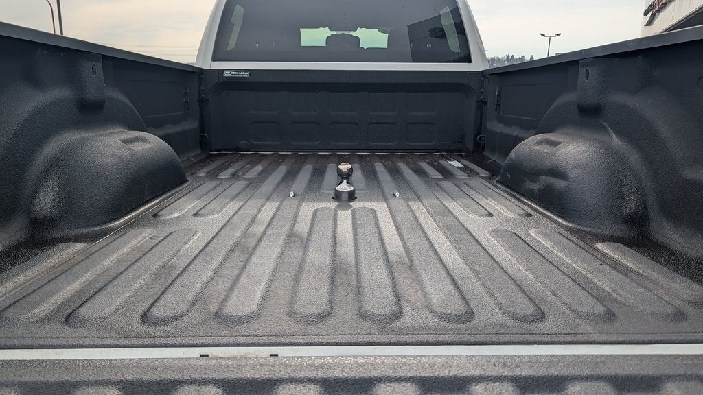 2022 RAM 2500 Tradesman Crew Cab 4x4 8' Box