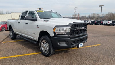 2022 RAM 2500 Tradesman Crew Cab 4x4 8' Box