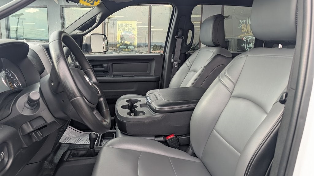 2022 RAM 2500 Tradesman Crew Cab 4x4 8' Box