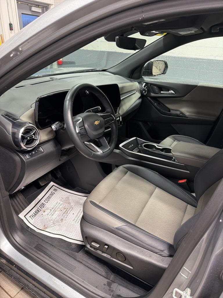 2025 Chevrolet Equinox AWD LT