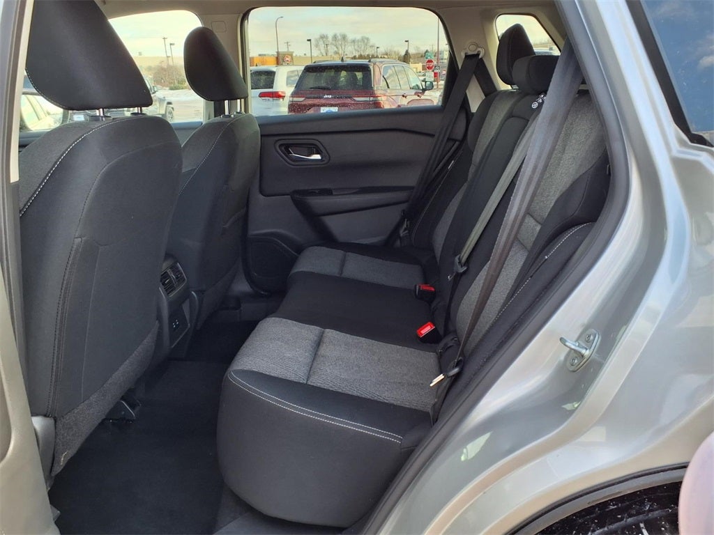 2024 Nissan Rogue SV FWD