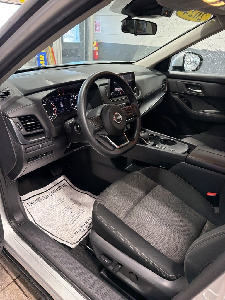 2024 Nissan Rogue SV FWD