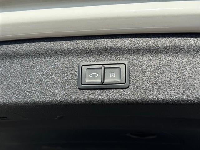 2023 Audi Q3 Premium 45 TFSI S line quattro Tiptronic